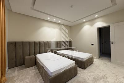 Vila de lux cu piscina incalzita de vanzare in Mosnita Noua | 4 camere - 27