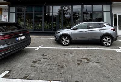 Spatiu comercial + locuri parcare - 12