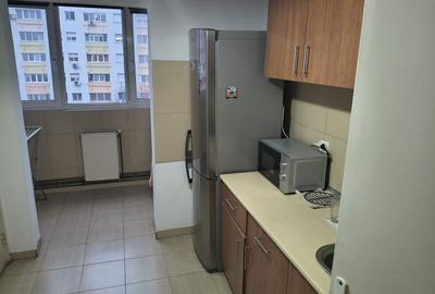 Apartament cu 2 camere, mobilat în Complex Studențesc