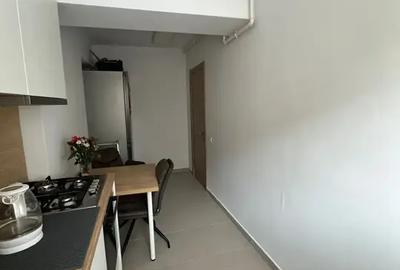 Apartament cu 1 camere decomandat, mobilat în Universitate