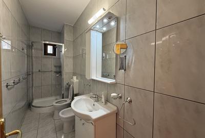 Vila spațioasă în Sisesti | 600 mp | 9 locuri de parcare | Teren 1500 mp - 17