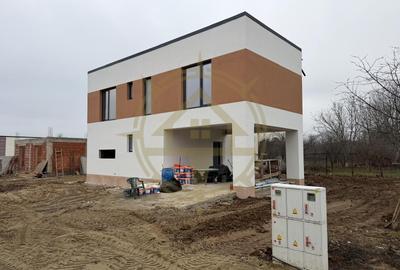 Casă cu 3 camere în Snagov