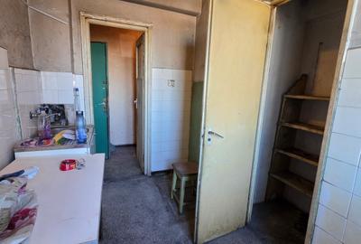 Apartament cu 3 camere de vanzare in zona Grivita - metrou Basarab 1 min. - 18