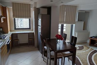 Vanzare Apartament 3 Camere Decebal bloc din 2009 - 3