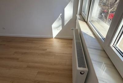 Titan, parcul Titanii, pe Zavideni, 10 minute metrou, renovat complet, bloc 4 et - 8