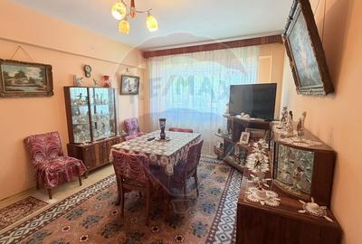Apartament cu 3 camere de vânzare în zona Radu Negru I Braila - 1