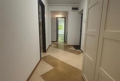 2 camere 68 mp, etaj 3 bloc Iasicom zona Podul de Fier - 12