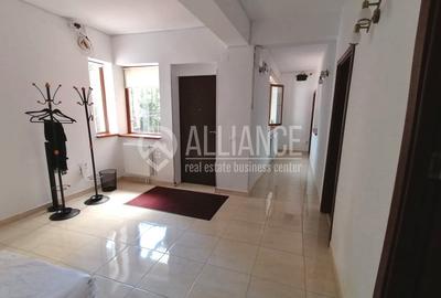 CENTRU - Casa casatoriilor, parter de vila pentru birouri! - 1