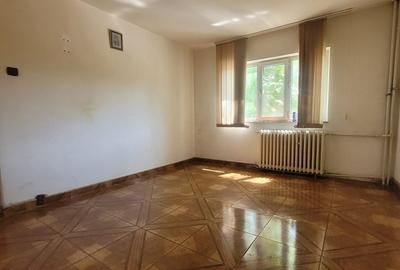 EXCLUSIVITATE APARTAMENT 3 CAMERE SEMIDECOMANDAT CONFORT 1 ZONA INEL 2 - 6