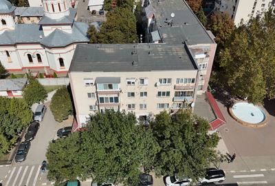 Apartament cu 3 camere central - 1