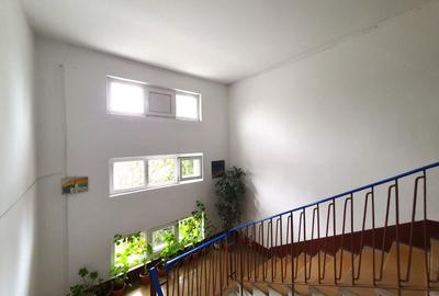 Apartament luminos cu vedere spre biserică, într-un cartier verde și liniștit. - 23