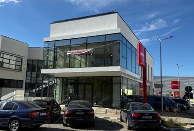 Spațiu comercial ultra central de inchiriat ,150mp, Oraș Titu. - 2