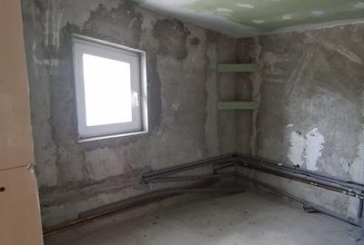 Casa la gri, 200 mp utili, 400 mp teren, asfalt, utilitati, intabulata - 4