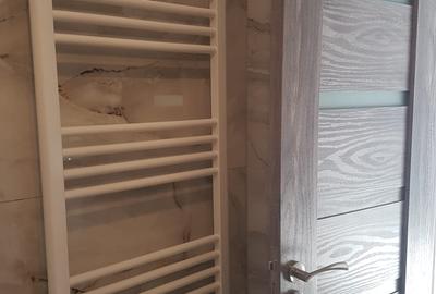Apartament doua camere, decomandat, etaj 4, cu sarpanta, renovat modern, stradal - 16
