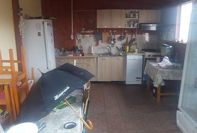 CASA 2 CORPURI - PALAZU MARE - 7