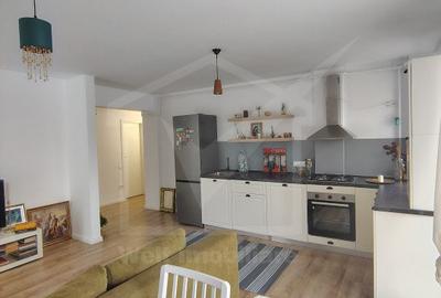 Apartament cu 2 camere decomandat, mobilat în Florești