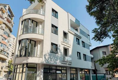 Bloc integral in Piata Unirii. Pretabil pentru Hotel, Clinica Medicala, birouri - 1