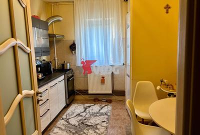 Apartament 3 camere -Calea sagului -etaj 3 - 3