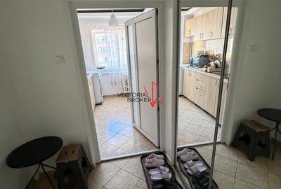 Apartamentt renovat,et.3/8 in bloc stradal Calea Mosilor Bd Carol - 2