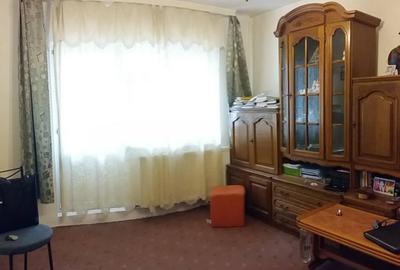 Garsonieră, zona Lunei, strada St. O. Iosif - 2