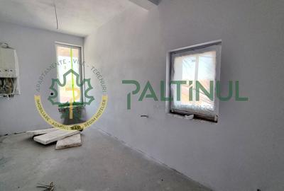 Mansardă 3 camere, 89 mp utili în Turnișor - spațioasă, în curte comună - 2