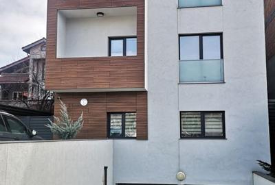 Apartament cu 2 camere, mobilat în Nord