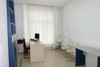 Basarabia, spatiu birou - suprafata 12 mp - 1