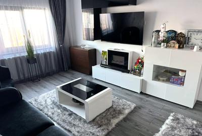 Apartament 3 camere cu Balcon SUPERB - Cartier E3 - 8