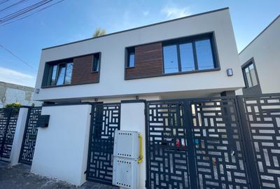 CASA INDIVIDUALA CUPLATA STR. PALTINIS 52 PLOIESTI - 14