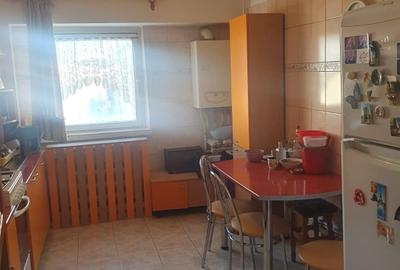 Apartament 4 camere etaj 3 Calea Romanului Piatra Neamt - 3