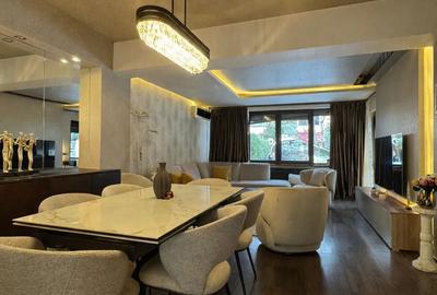 Casă cu 6 camere în Voluntari