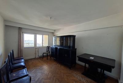 De vanzare 3 camere decomandat - 2