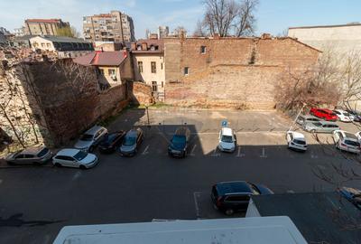 Apartament cu 3 camere de inchiriat in zona Unirii, Corneliu Coposu 7 - 23