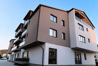 Apartament cu 3 camere semidecomandat în Florești