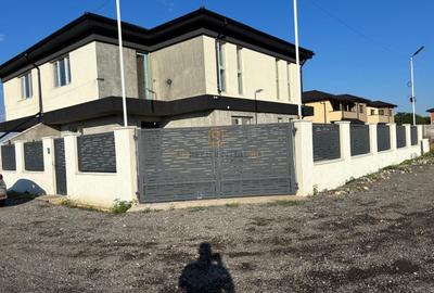 Duplex cu 5 camere în Berceni