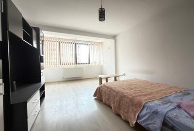 Inchiriez apartament 1 c Intrare Giroc 330 euro - 1