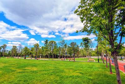 Apartament cu 2 camere de vanzare, tip studio, acces metrou, Sector 4 - 10