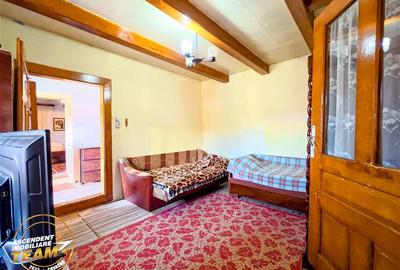 Casa traditionala din lemn, cu sura din piatra, Arcus, Covasna. - 24