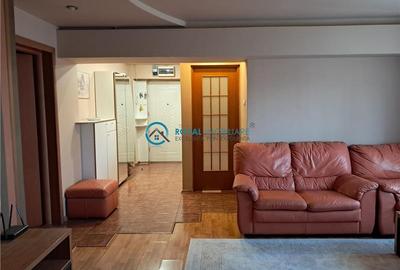 Royal Imobiliare - Vanzare apartament 4 camere zona Piata Mihai Viteazu - 4