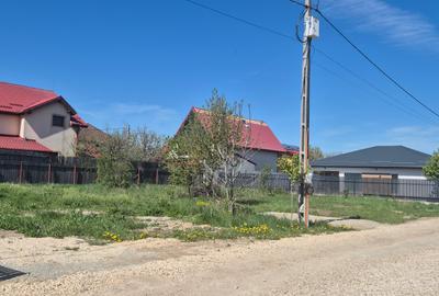 Teren intrare Bod din Sanpetru cu curent, langa Campus - 3