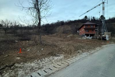 Teren Intravilant cu un Formidabil View /Priveliște a întregului oraș Zalău - 2