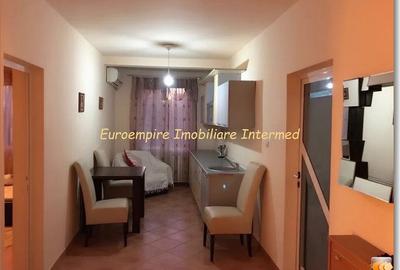 De inchiriat vila cu 5 camere in loc. Ovidiu jud. Constanta - 2
