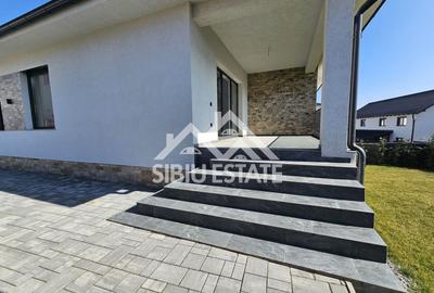 Casa cu garaj si pivnita, NOU - 3