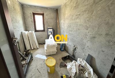 Casa individuala cu 4 camere, 2 bai, terasa, 800mp teren, Sp+P+1E - 18