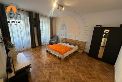 Apartament cu 2 camere de vânzare cu terasa si beci în Centrul Istoric, Brașov