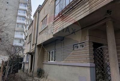 Vânzare Casă / Vilă cu 11 camere  în zona Iancului - 48