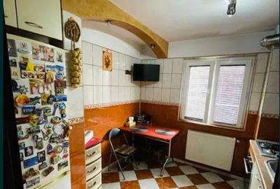 Apartament 3 Camere,B-dul Alexandru Obregia,Amenajat,centrala,parcare,mobilat - 4