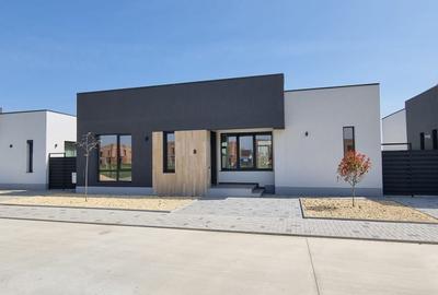 Investește în calitate: Case pe parter în cel mai nou și aerisit complex. - 1