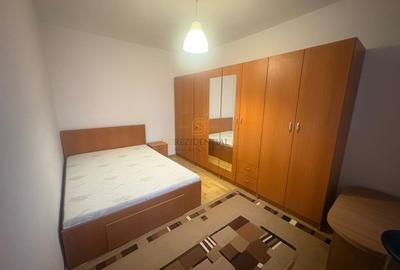 Apartament cu 3 camere semidecomandat, mobilat în Berceni
