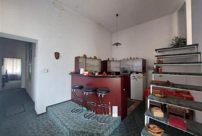 Apartament pentru birou, zona P-ta Avram Iancu - 16
